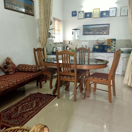Aaron'S Homestay Kochi Εξωτερικό φωτογραφία