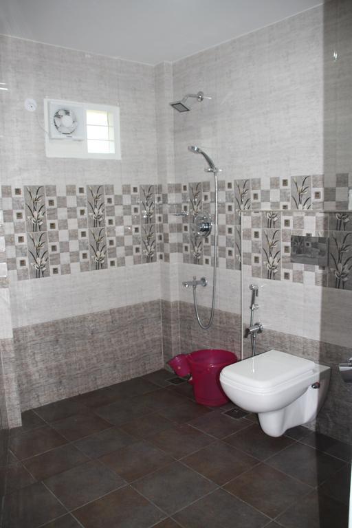 Aaron'S Homestay Kochi Εξωτερικό φωτογραφία