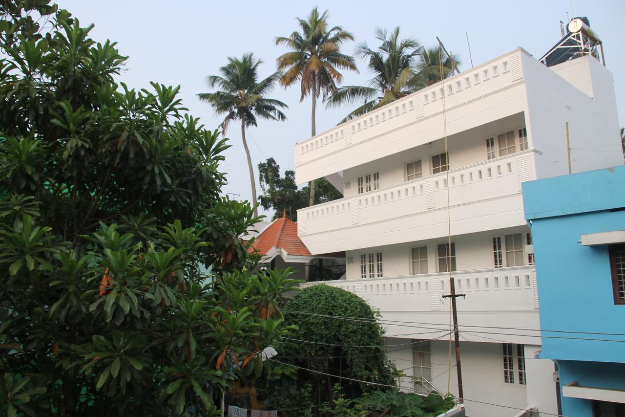 Aaron'S Homestay Kochi Εξωτερικό φωτογραφία
