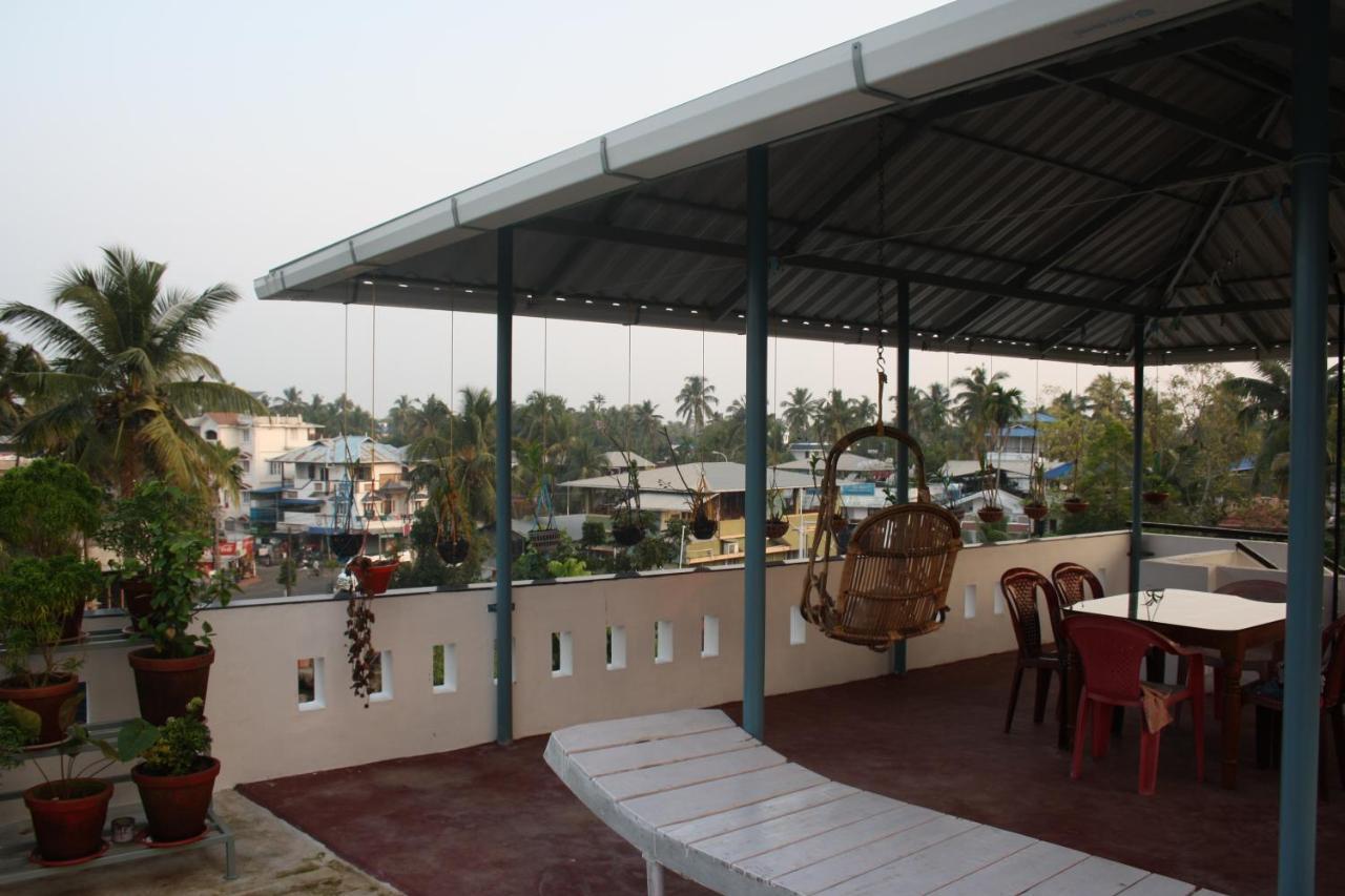 Aaron'S Homestay Kochi Εξωτερικό φωτογραφία